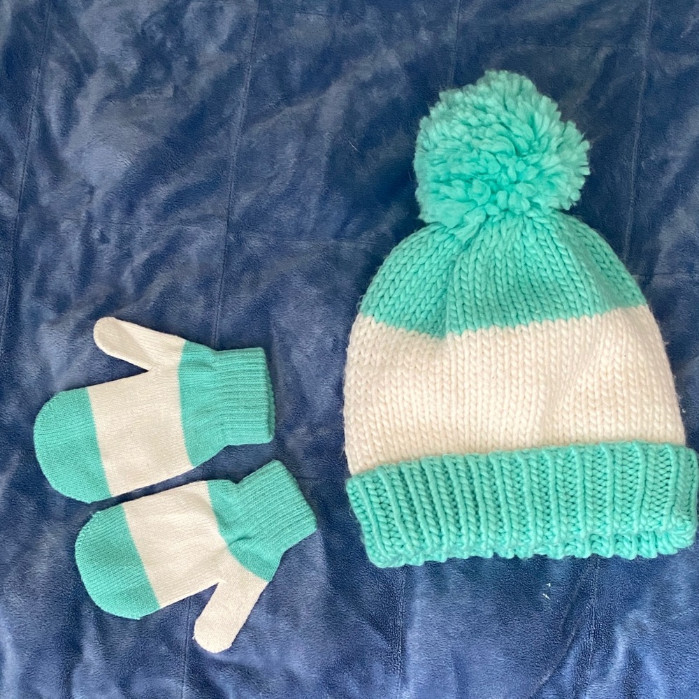 Kids' Mint and White Knit Hat and Mittens Set
